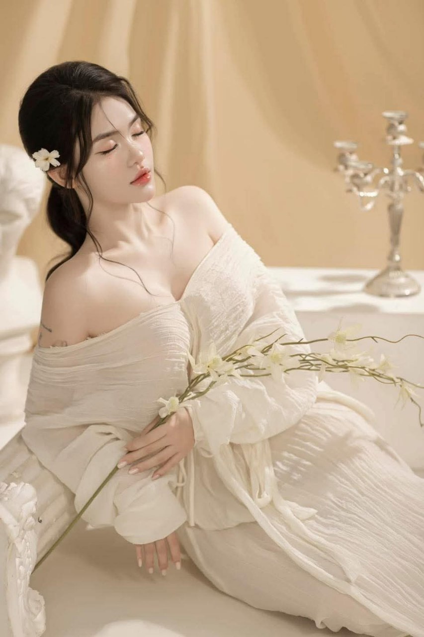 Con đĩ trường đại học Ordos